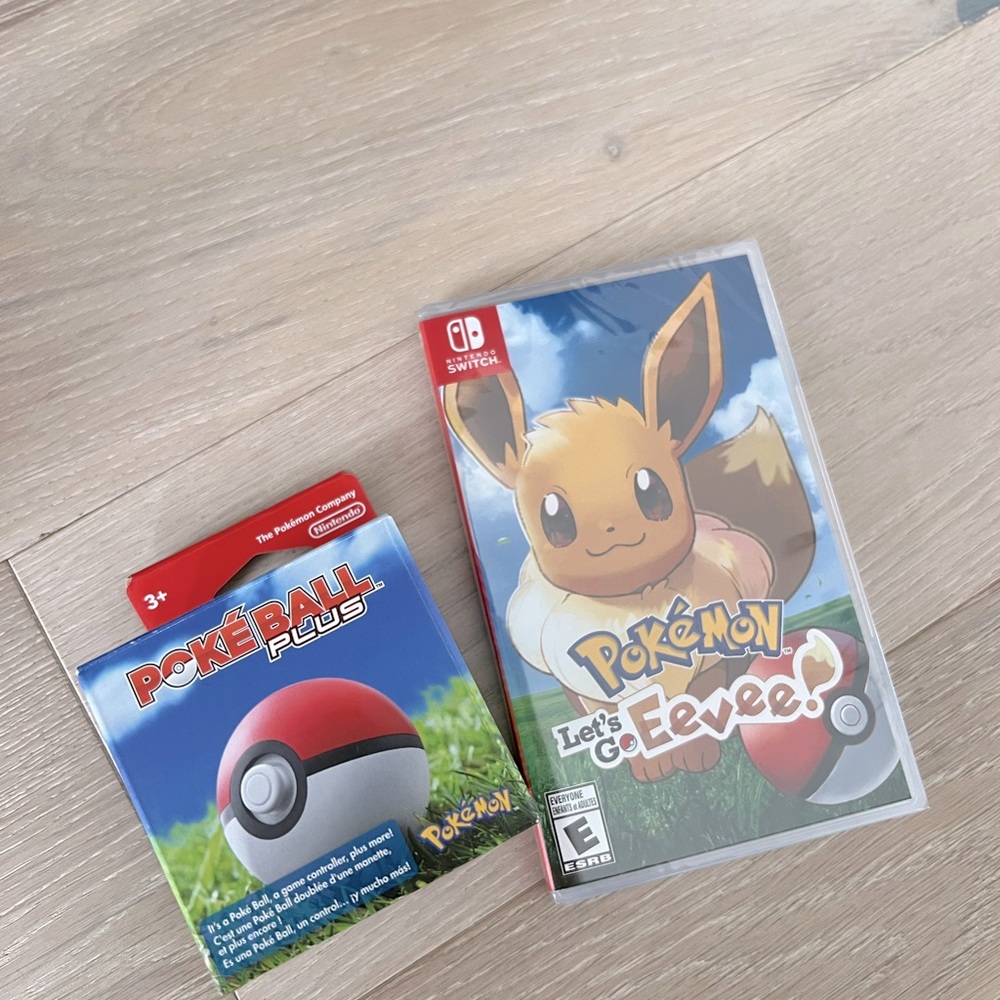 Brand New Let's Go Eevee with Poke ball Bundle